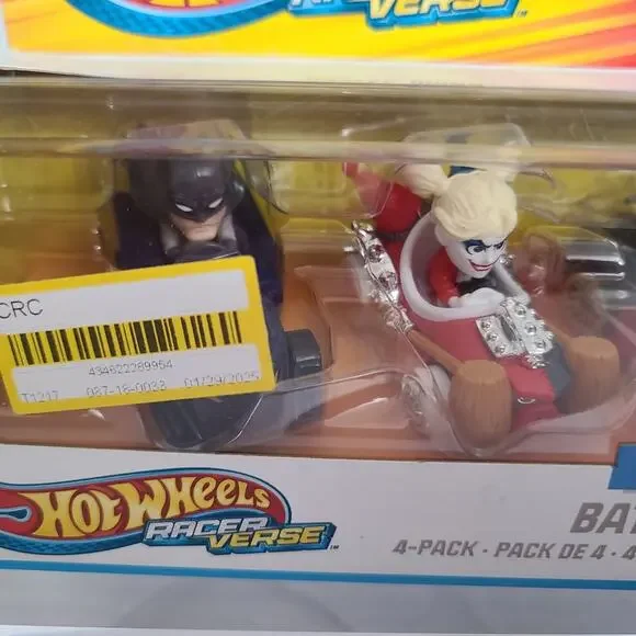 Batman Catwoman Robin Harley Quinn Racer Verse Mini Vehicles - 4 Pack - Picture 5 of 8